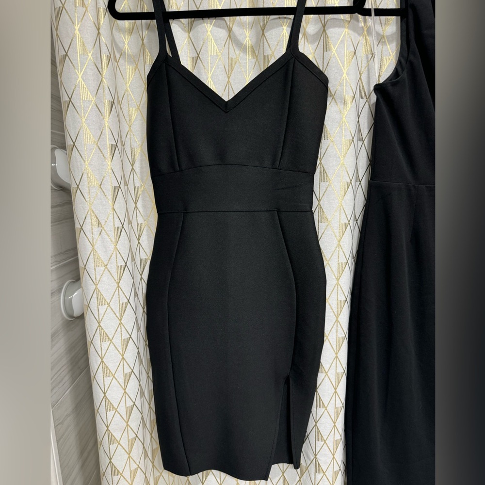 Bandage dress in black.